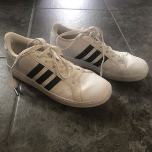 Adidas Originals Size 5.